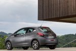 Электрический Peugeot 208 04